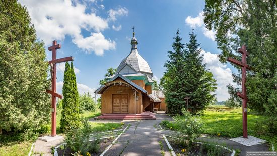 Church of the Transfiguration in Volytsya, Lviv Oblast, Ukraine, photo 3