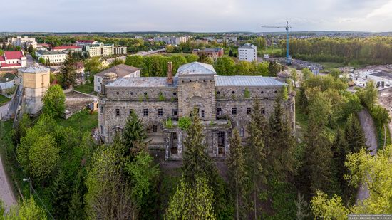 Palace of Count Ksido in Khmilnyk, Vinnytsia Oblast, Ukraine, photo 1