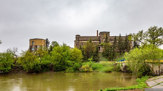 Palace of Count Ksido in Khmilnyk, Vinnytsia Oblast, Ukraine, photo 3