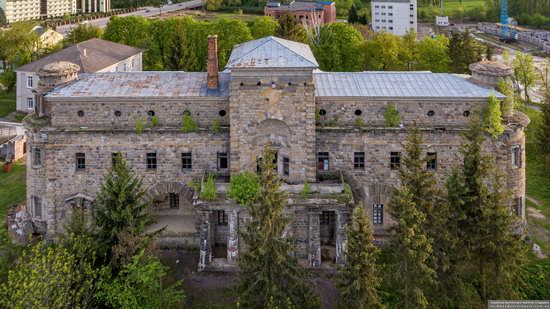 Palace of Count Ksido in Khmilnyk, Vinnytsia Oblast, Ukraine, photo 4