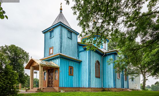 Church of the Holy Trinity in Shpykolosy, Lviv Oblast, Ukraine, photo 4
