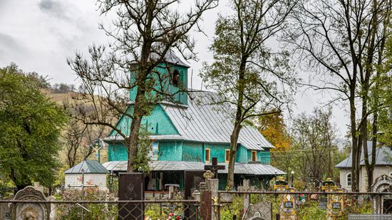 Church of the Holy Apostles Peter and Paul in Lazeshchyna, Zakarpattia Oblast, Ukraine, photo 2