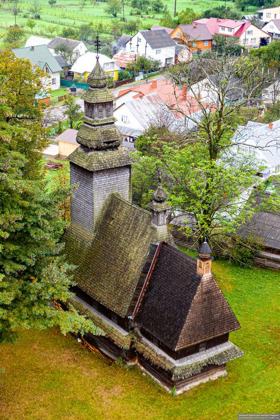 Church of the Holy Spirit in Kolochava, Zakarpattia Oblast, Ukraine, photo 2