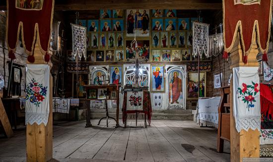 Church of the Holy Spirit in Kolochava, Zakarpattia Oblast, Ukraine, photo 6