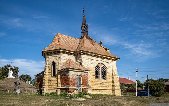 Roman Catholic Church-Chapel in Antoniv, Ternopil Oblast, Ukraine, photo 3