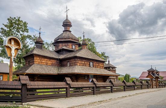 Church of the Assumption of the Virgin in Hvizd, Ivano-Frankivsk Oblast, Ukraine, photo 1