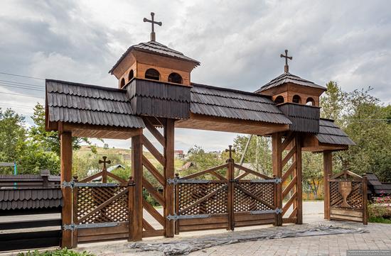 Church of the Assumption of the Virgin in Hvizd, Ivano-Frankivsk Oblast, Ukraine, photo 4