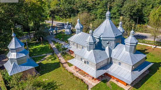 Church in Horishnje Zaluchchya, Ivano-Frankivsk Oblast, Ukraine, photo 11