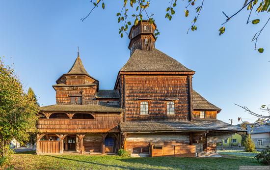 Church of the Exaltation of the Holy Cross in Drohobych, Ukraine, photo 8