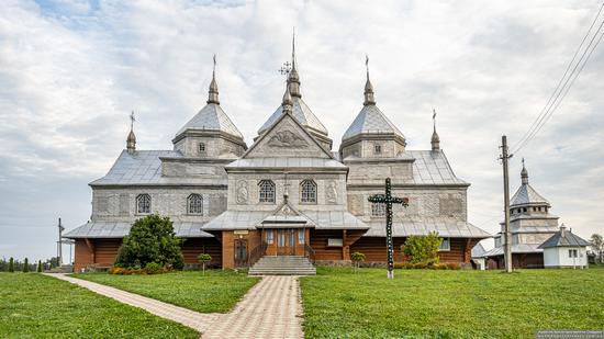 St. Paraskeva Church, Velykyi Klyuchiv, Ukraine, photo 1