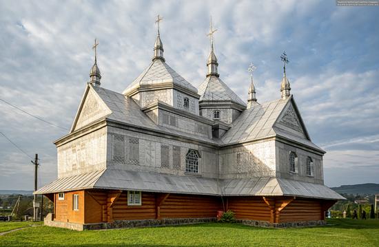 St. Paraskeva Church, Velykyi Klyuchiv, Ukraine, photo 2