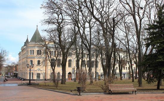 Mid April in the center of Chernihiv, Ukraine, photo 10