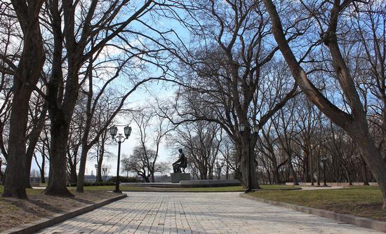 Mid April in the center of Chernihiv, Ukraine, photo 15