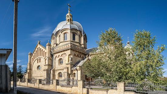 Church of St. Michael the Archangel in Tovste, Ternopil Oblast, Ukraine, photo 3