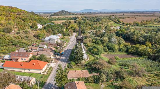 Defensive Catholic Church of the Heart of Jesus in Bene, Zakarpattia Oblast, Ukraine, photo 2