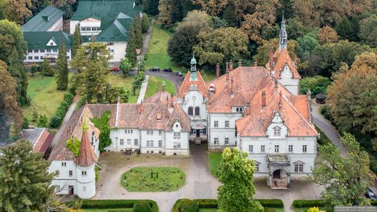 Palace of Counts Schonborn in Zakarpattia Oblast, Ukraine, photo 1