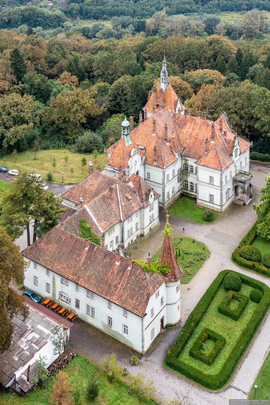 Palace of Counts Schonborn in Zakarpattia Oblast, Ukraine, photo 2