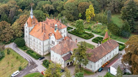 Palace of Counts Schonborn in Zakarpattia Oblast, Ukraine, photo 4