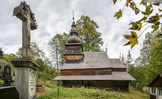 Church of the Presentation of the Virgin Mary in Roztoka, Zakarpattia Oblast, Ukraine, photo 1