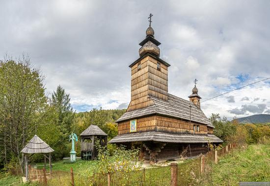 Church of St. Anne in Bukivtsovo, Zakarpattia Oblast, Ukraine, photo 4