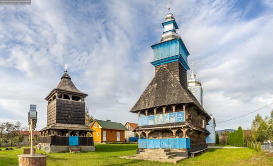 Church of the Intercession of the Holy Virgin in Deshkovytsya, Ukraine, photo 2