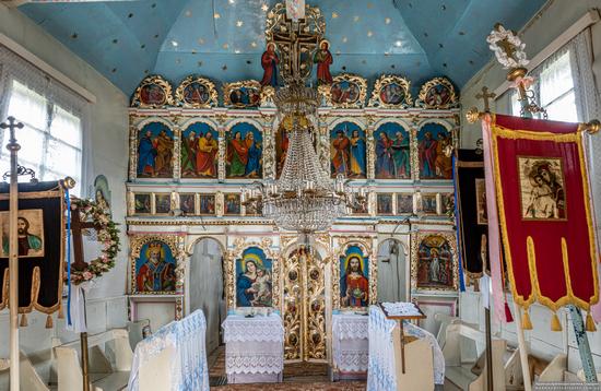 Church of the Intercession of the Holy Virgin in Deshkovytsya, Ukraine, photo 5