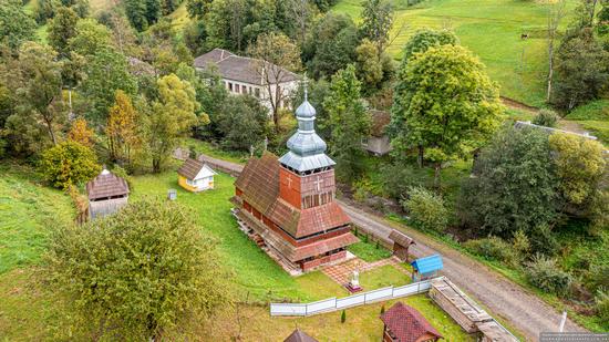 Church of the Blessed Virgin Mary in Bukovets', Zakarpattia Oblast, Ukraine, photo 10