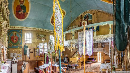 Church of the Blessed Virgin Mary in Bukovets', Zakarpattia Oblast, Ukraine, photo 9