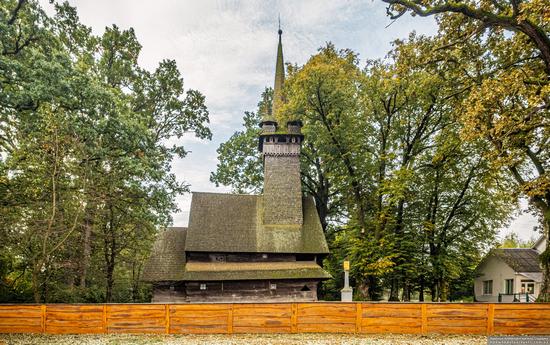 Church of St. Michael the Archangel in Krainykovo, Zakarpattia Oblast, Ukraine, photo 1