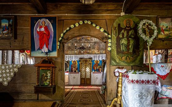 Church of St. Michael the Archangel in Krainykovo, Zakarpattia Oblast, Ukraine, photo 5