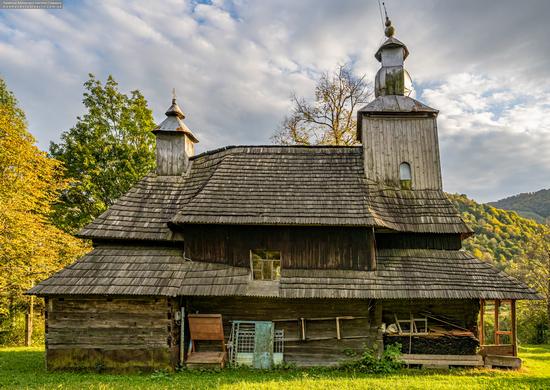 Church of St. Basil in Sil, Zakarpattia Oblast, Ukraine, photo 1