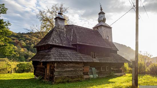 Church of St. Basil in Sil, Zakarpattia Oblast, Ukraine, photo 4