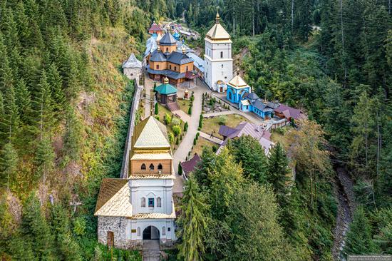 Manyava Skete of the Exaltation of the Holy Cross, Ukraine, photo 1