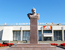 Taras Shevchenko monument in Enerhodar