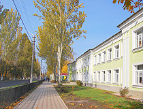 Khartsyzsk school