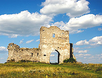 Kremenets fortress remains